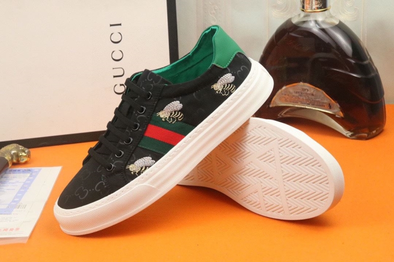 Gucci Casual Shoes